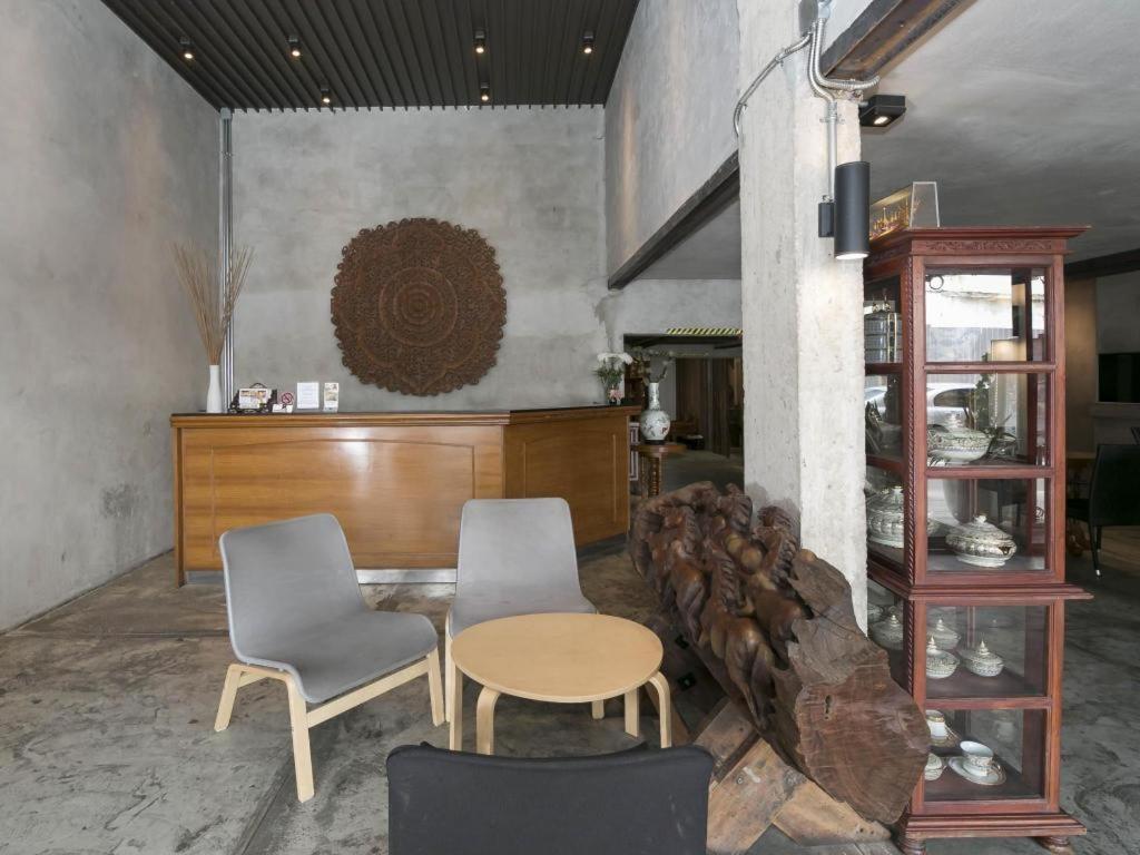 Intown Residence Banguecoque Exterior foto
